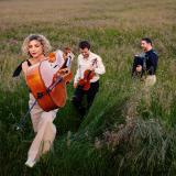 Trio Wellcaru © Trio Wellcaru Trio Wellcaru © Trio Wellcaru