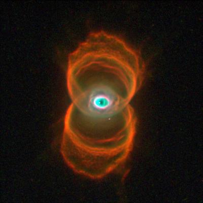 Sanduhrnebel um einen sterbenden Stern MyCn18