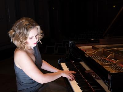 Annika Treutler, Klavier