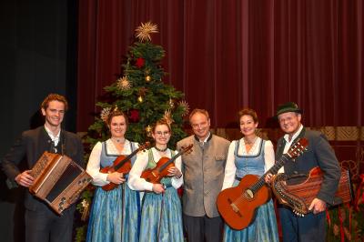 Rainer Maria Schießler_Elisabth Rehm_Familienmusik_Werdenfelser Dreigsang © carpeartem